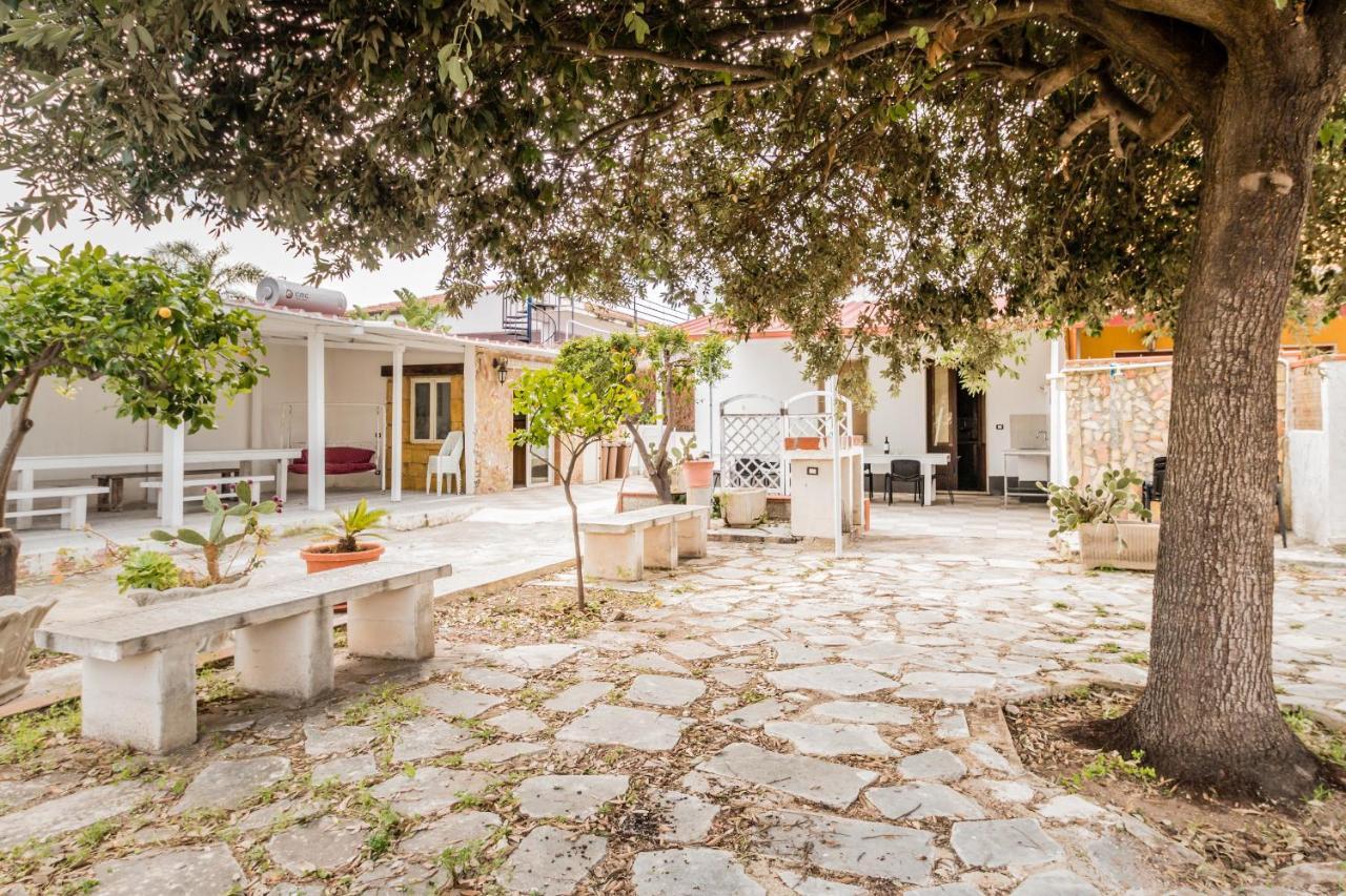 Terre Di Mare Near The Sandy Beach With Pool, Parking & Wifi Fontane Bianche Dış mekan fotoğraf